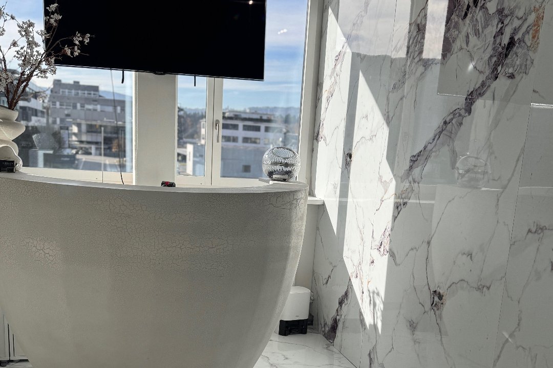 Serenity Aesthetic, Uster