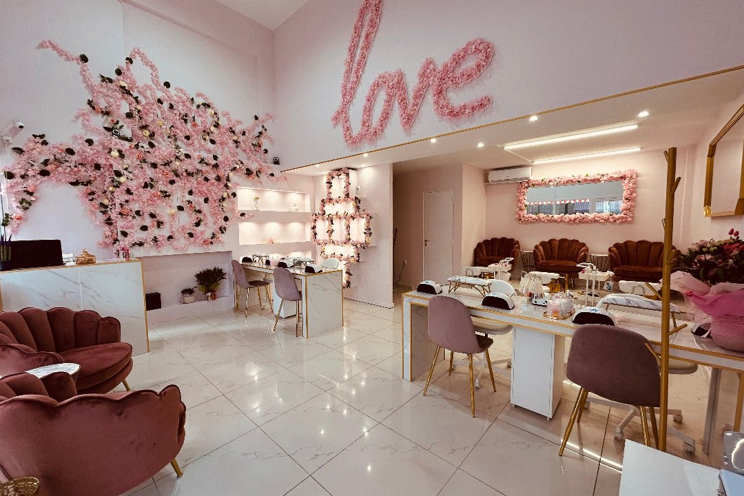 Love Nails and More Agia Paraskevi, Αγία Παρασκευή, Αττική