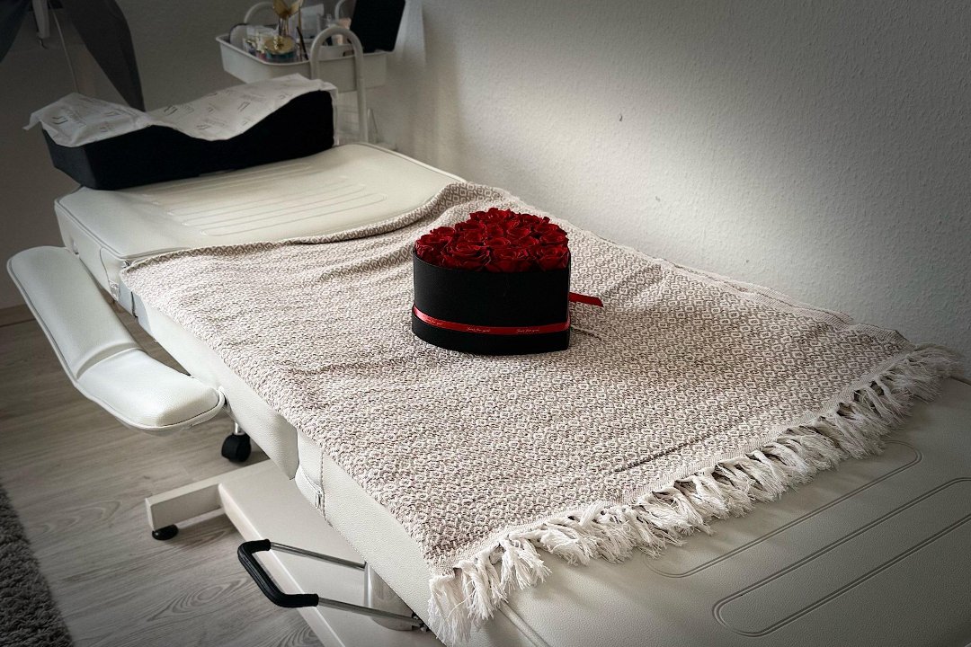 Femae Beauty Studio, Horgen