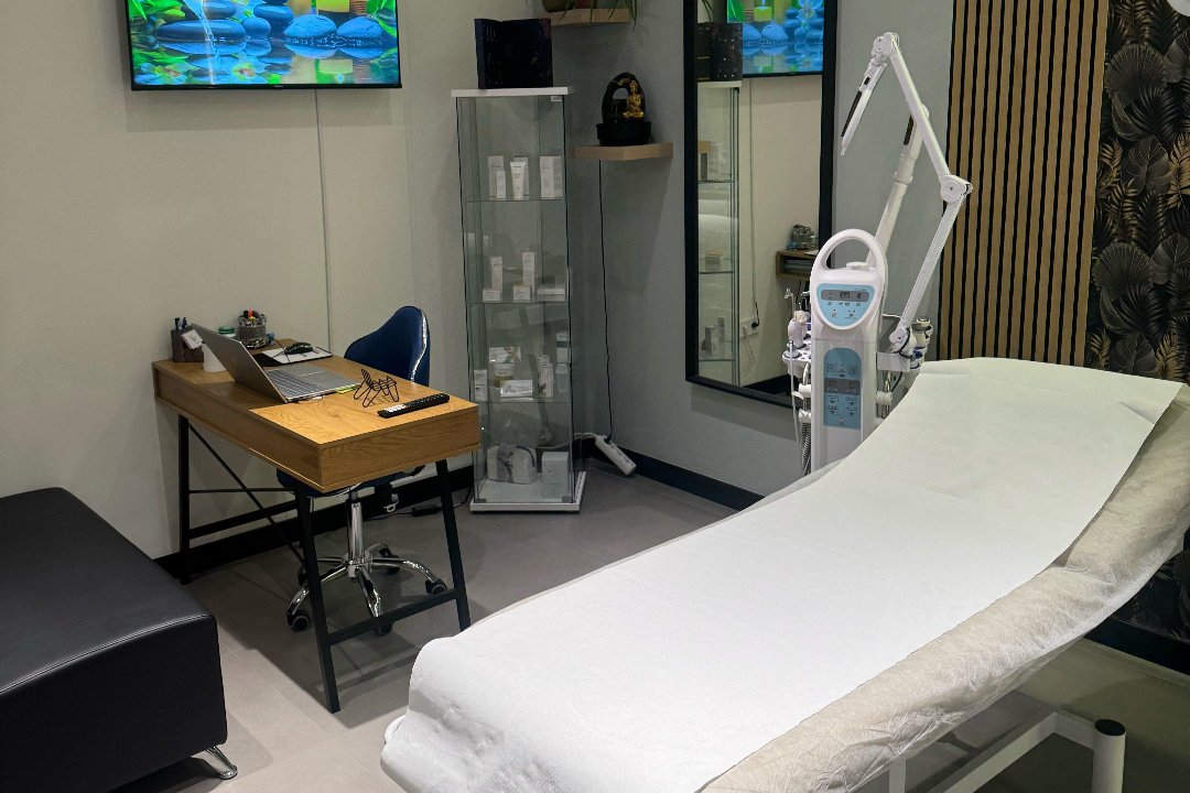 Adansonia SBM, Ascao, Madrid