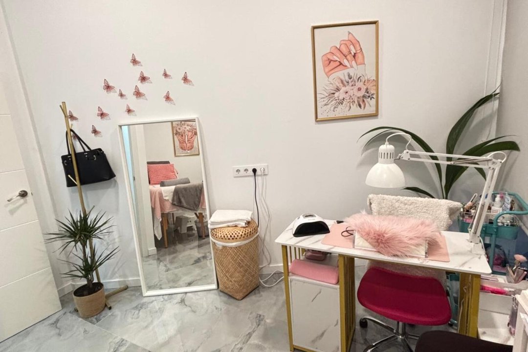 Luxus Estética Mimi Carretero, Gentilicio, Palma de Mallorca