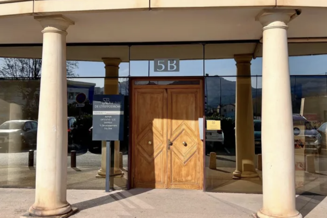 NOURIKA Head & Hair Spa, Avenue de Hambourg, Marseille