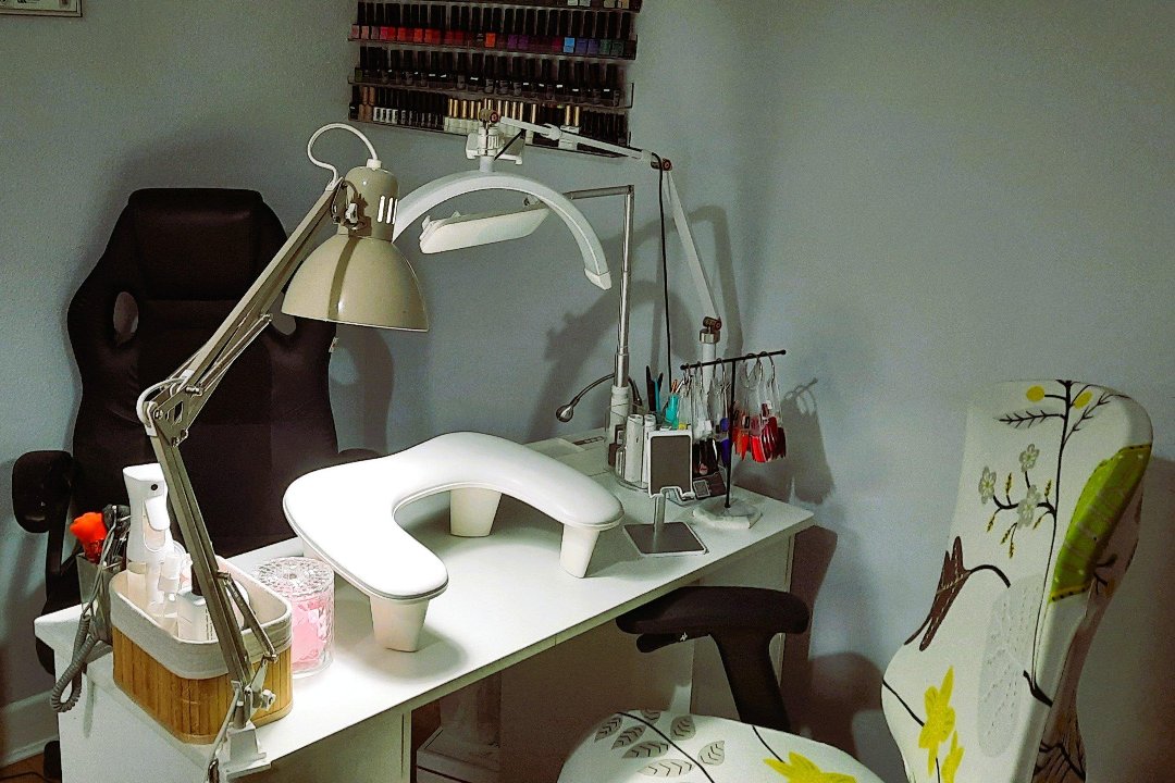 Twinkle Nails by Tina, North Watford, Hertfordshire