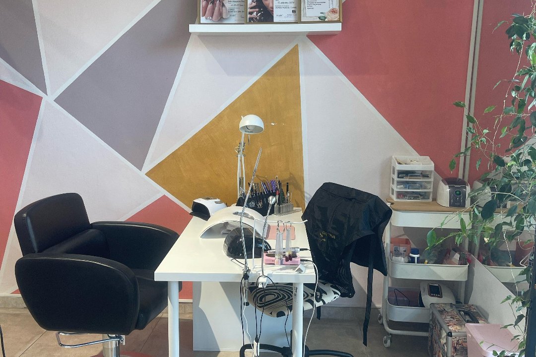 Yulia Nails Cesena, Cesena, Emilia-Romagna