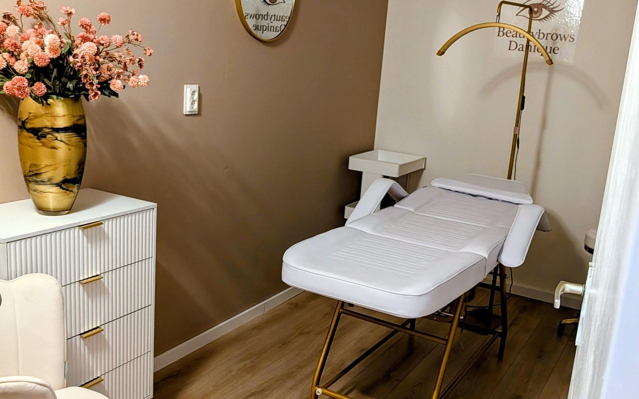 Interieur van BeautybrowsDanique in Doetinchem
