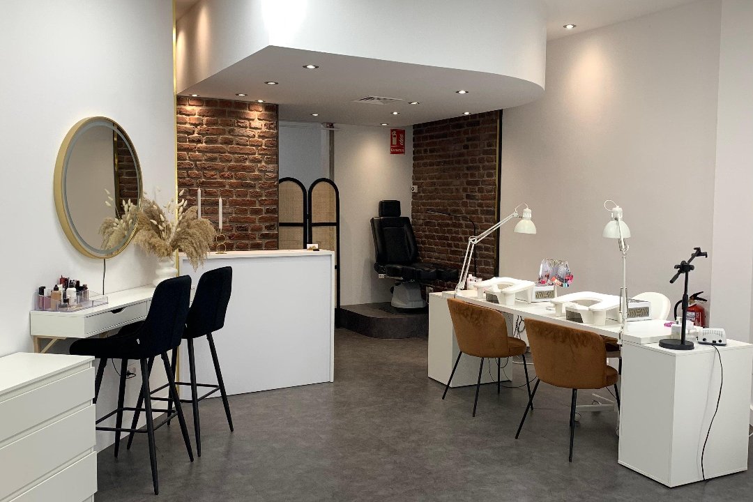 Anna Nazarian Beauty Center, Centro, Valladolid