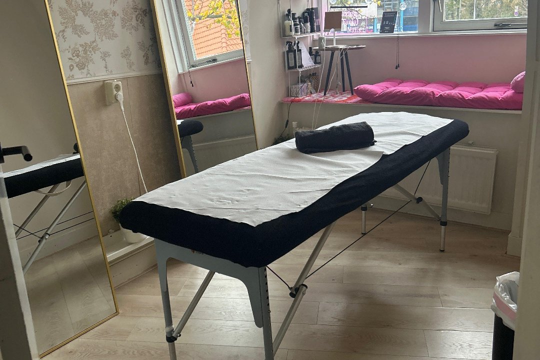 The Green Spot Hair & Beauty, Peperstraat, Noord-Holland