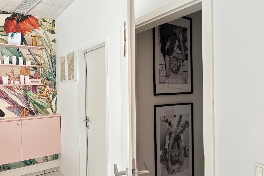 Ramz Cosmetics, Steyr