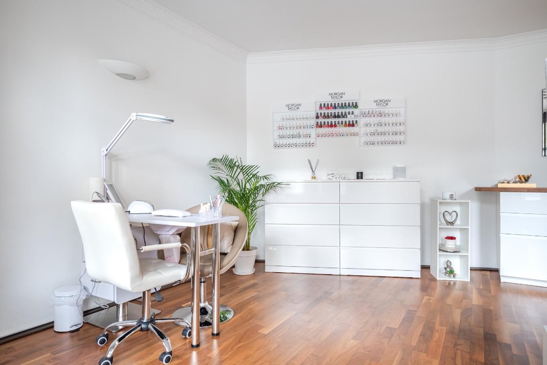 Sonita Nails, Ober St. Veit, Wien