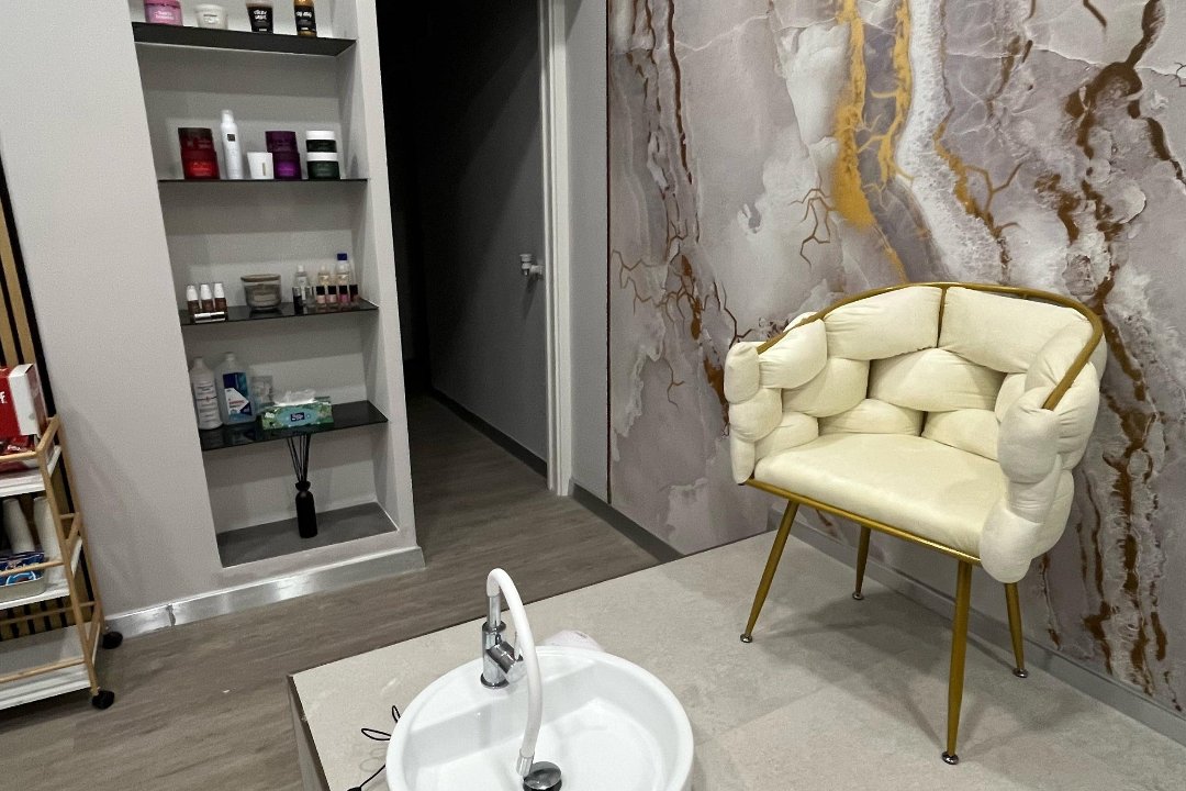 Kairos Beauty Lab, Isola Sacra, Lazio