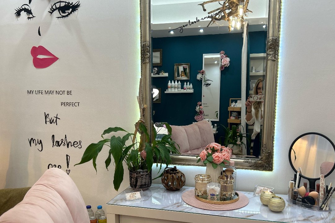 144 Beauty Lab & Welness, Glyfada, Αττική