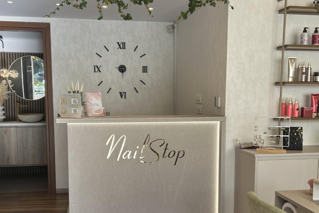 NailStop, Αττική