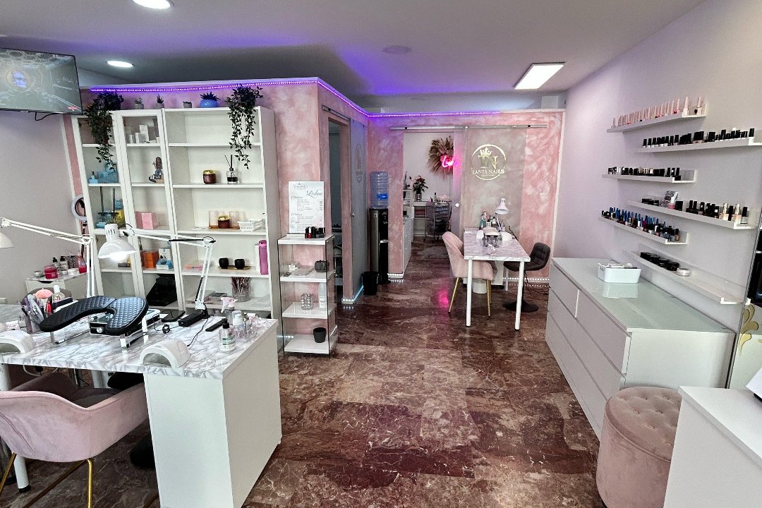 Tania Nails Beauty Artist, Udine Città, Friuli-Venezia Giulia