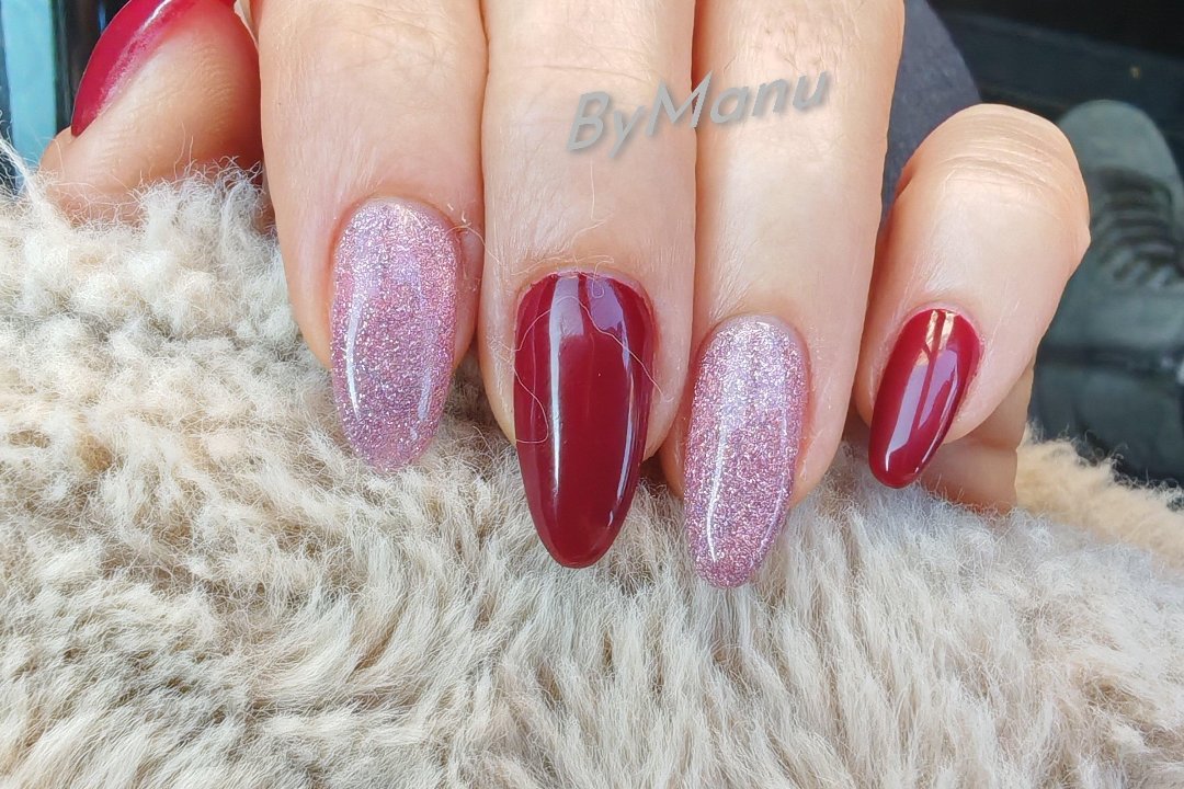 Nails&Co presso Acconciature Mina, Cormano, Lombardia