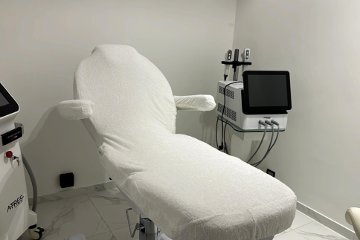 Angel luxe aesthetics 