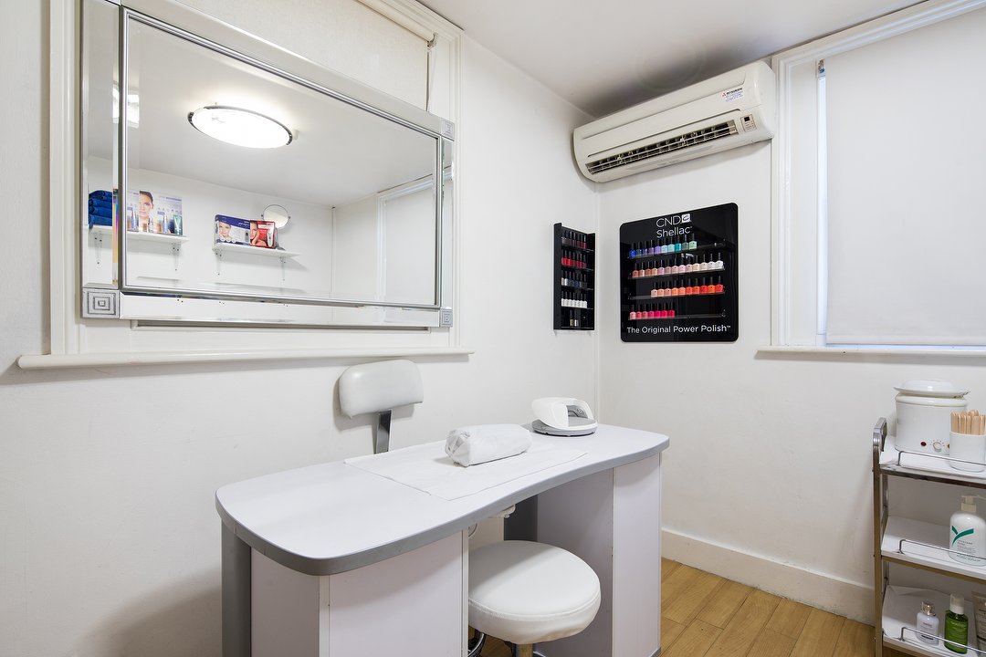 E.K. Beauty Boutique Treatment Room Beauty in Vauxhall London