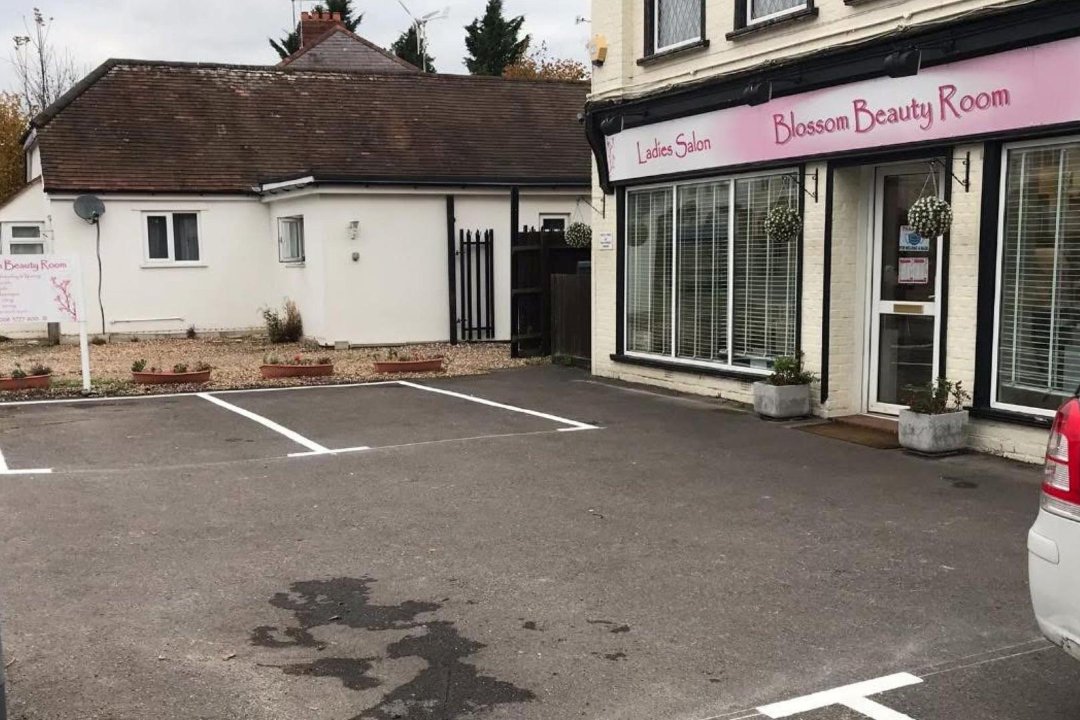 Blossom Beauty Room (Ladies Only Salon), Twyford, Berkshire
