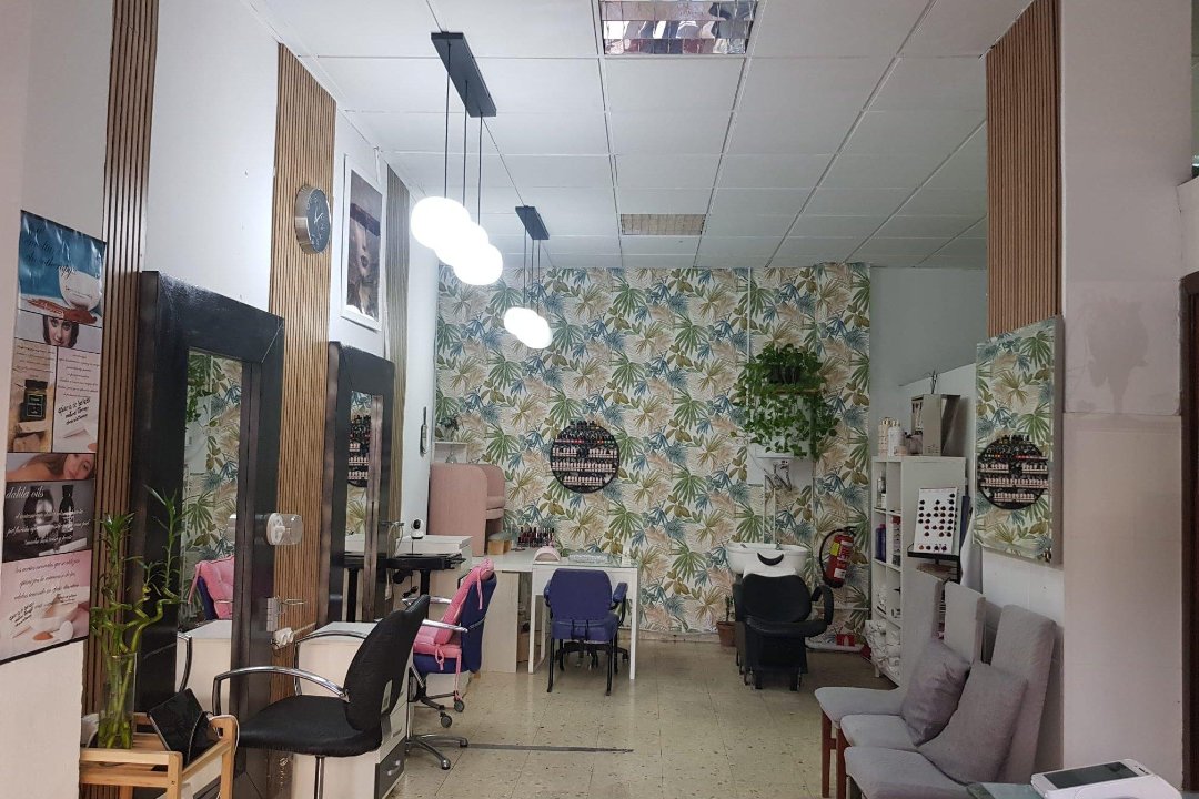 Peluquería y Estética Flor Villamarin, Amate, Sevilla