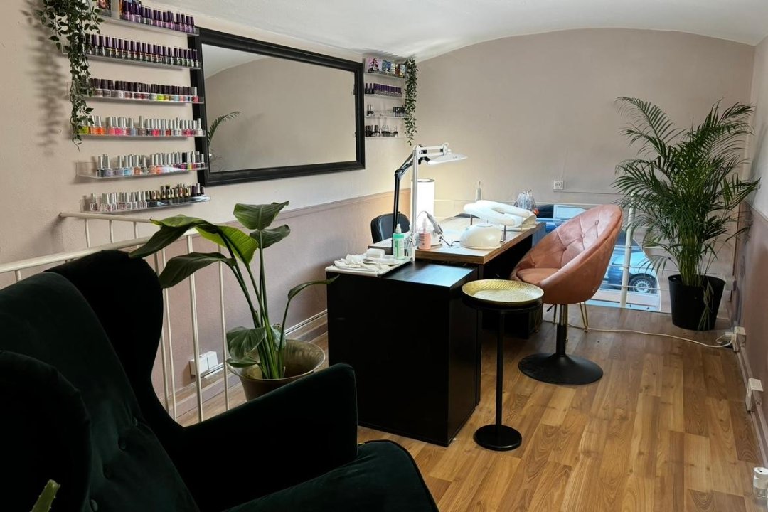 Nagelstudio Paula Venc, Ringstraßen Gallerien, Wien