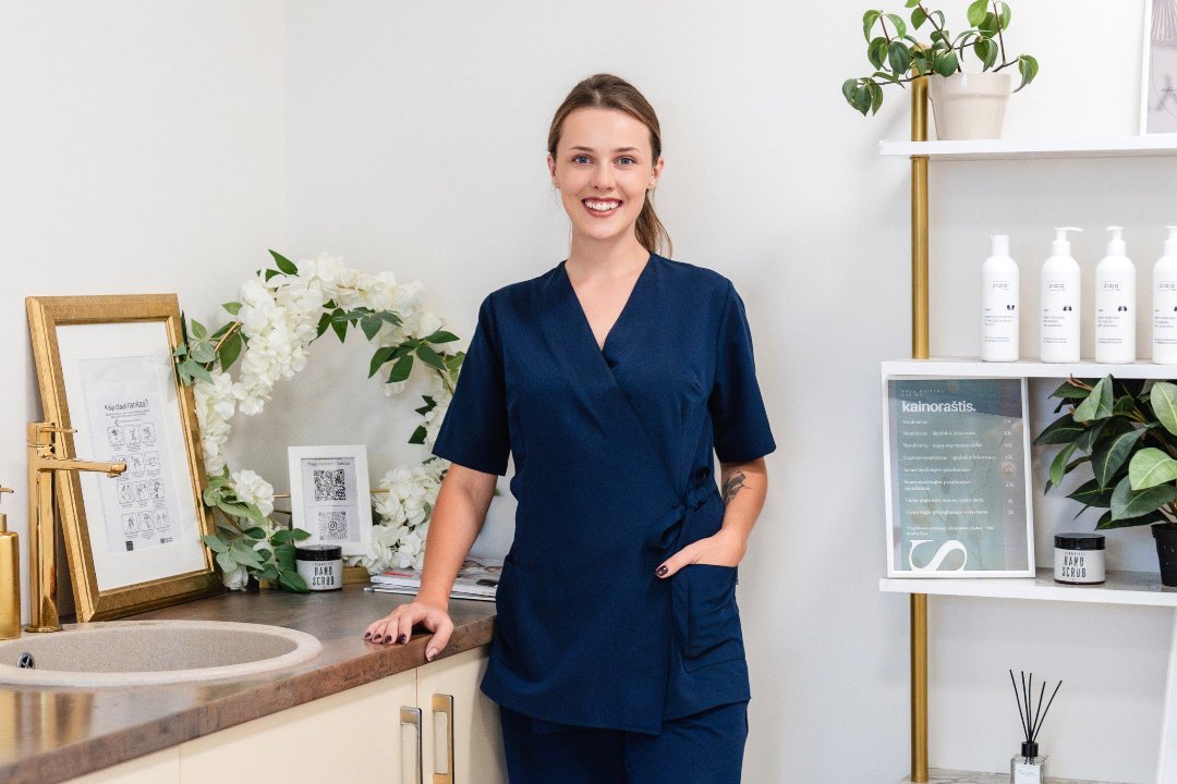 Nagų meistrė Sabina, Vilnius