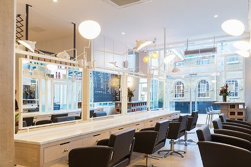 Blo Bar - Ealing (Pet Friendly Salon)