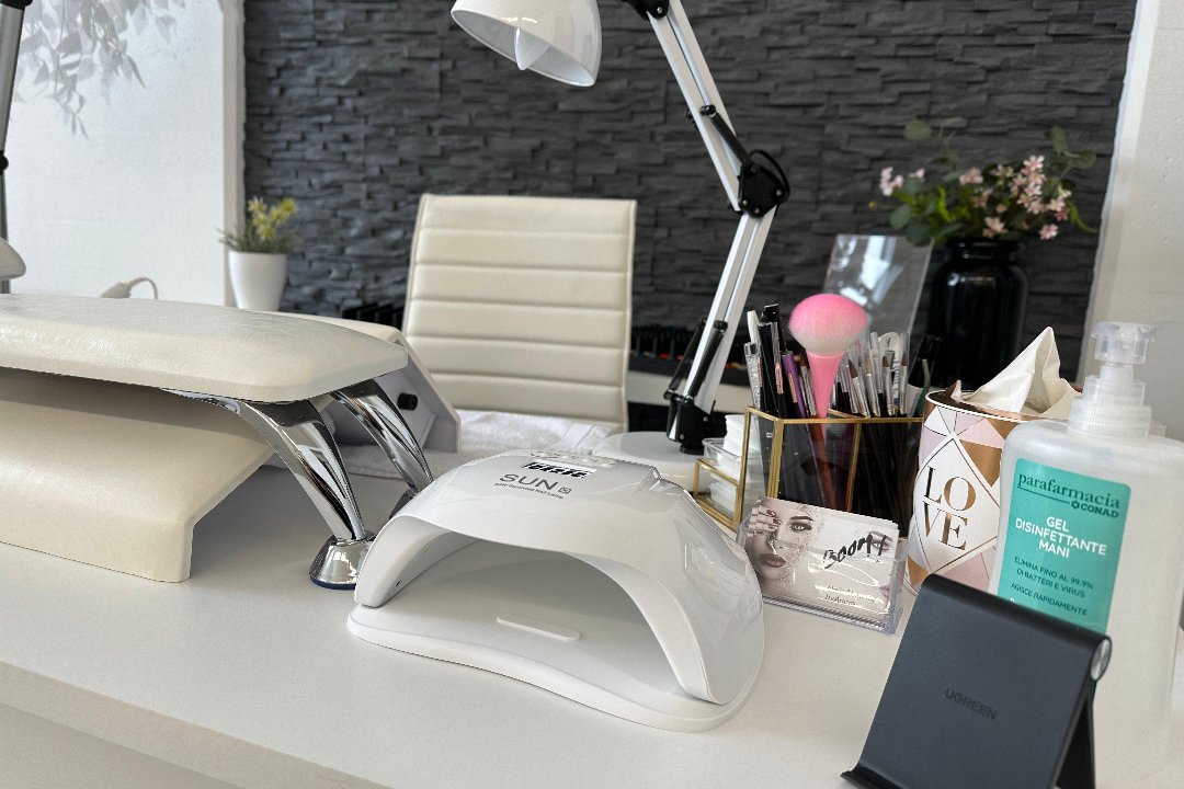 Boom! Nails&Lashes, Meilen