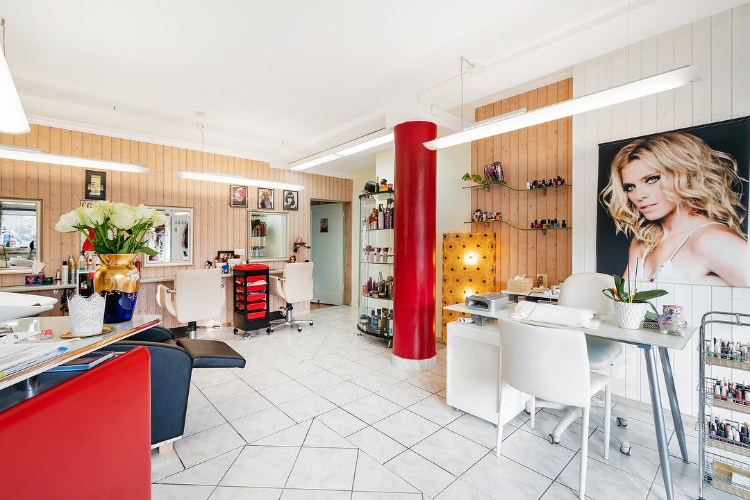 Coiffeur Red & Beauty Brasil, Küsnacht