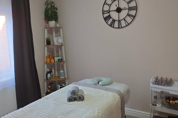 Monika's Massage Therapy, Grays