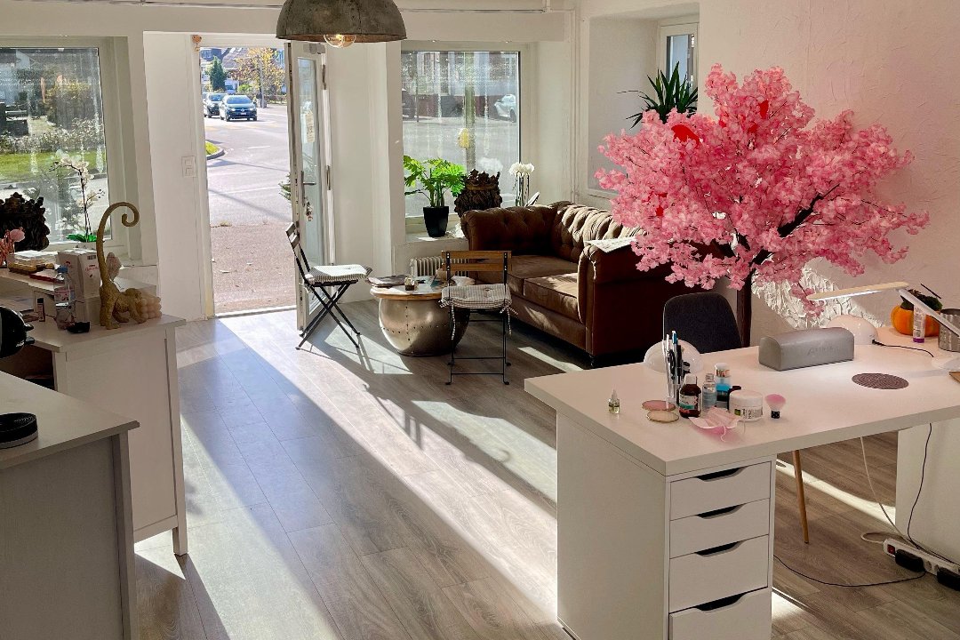 Mixy Beauty, Regensdorf