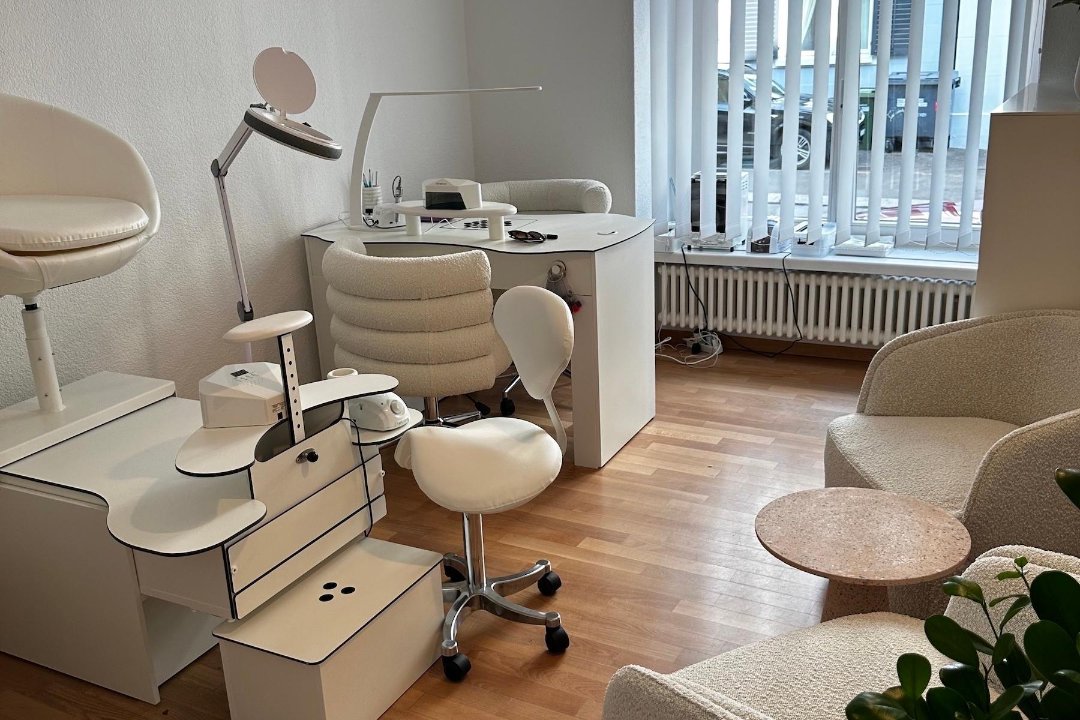 Peony Nail Atelier, Wildbachstrasse, Zürich