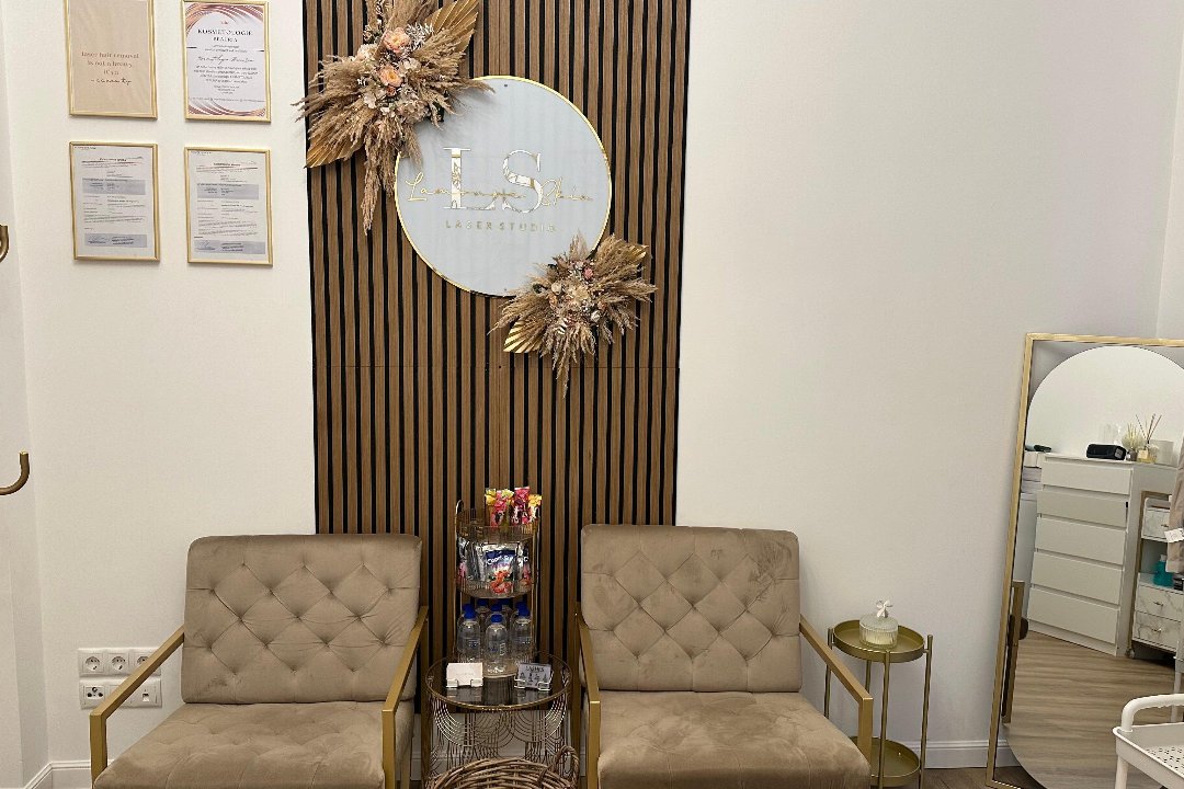 LAMOURE SKIN, Heidelberger Platz, Berlin