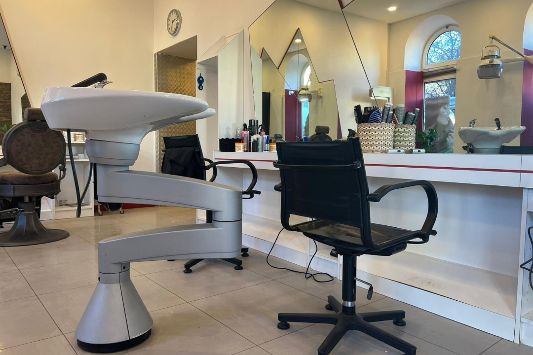 Barg Friseur, 17. Bezirk, Wien