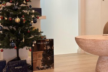 Huda Beauty Line - Wien