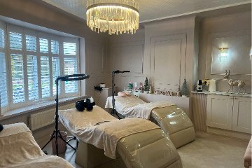 Wax in the City Lady Muck