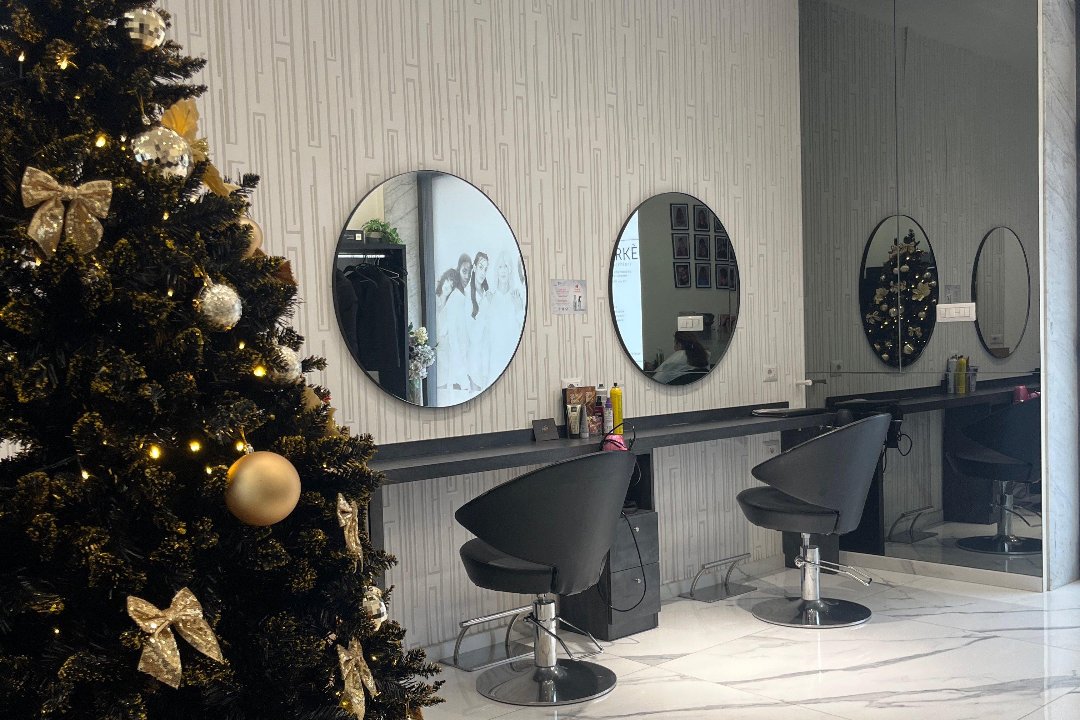 Hairkè Parrucchieri, Bari