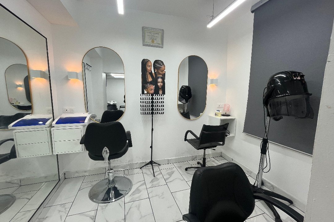 Beauty Fine, Rue Saint-Denis, Paris