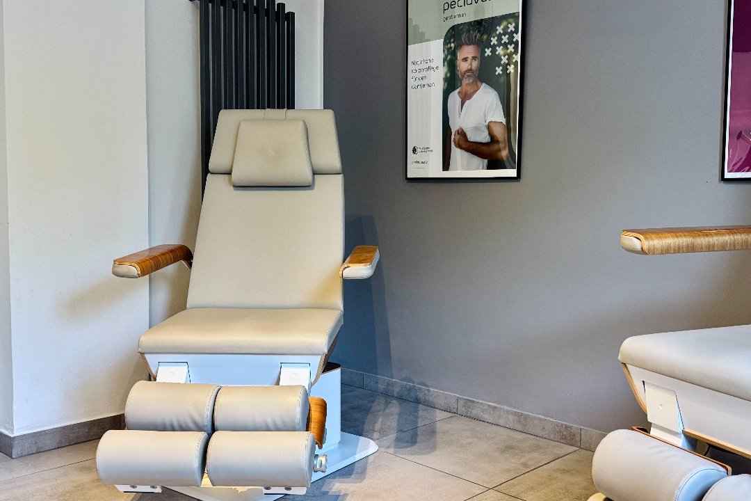 Omorfia Szilvia Efhimiadis, Merheim Mitte, Köln