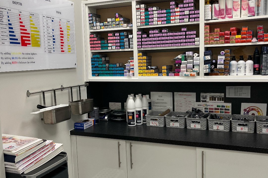 RS, West Hendon, London