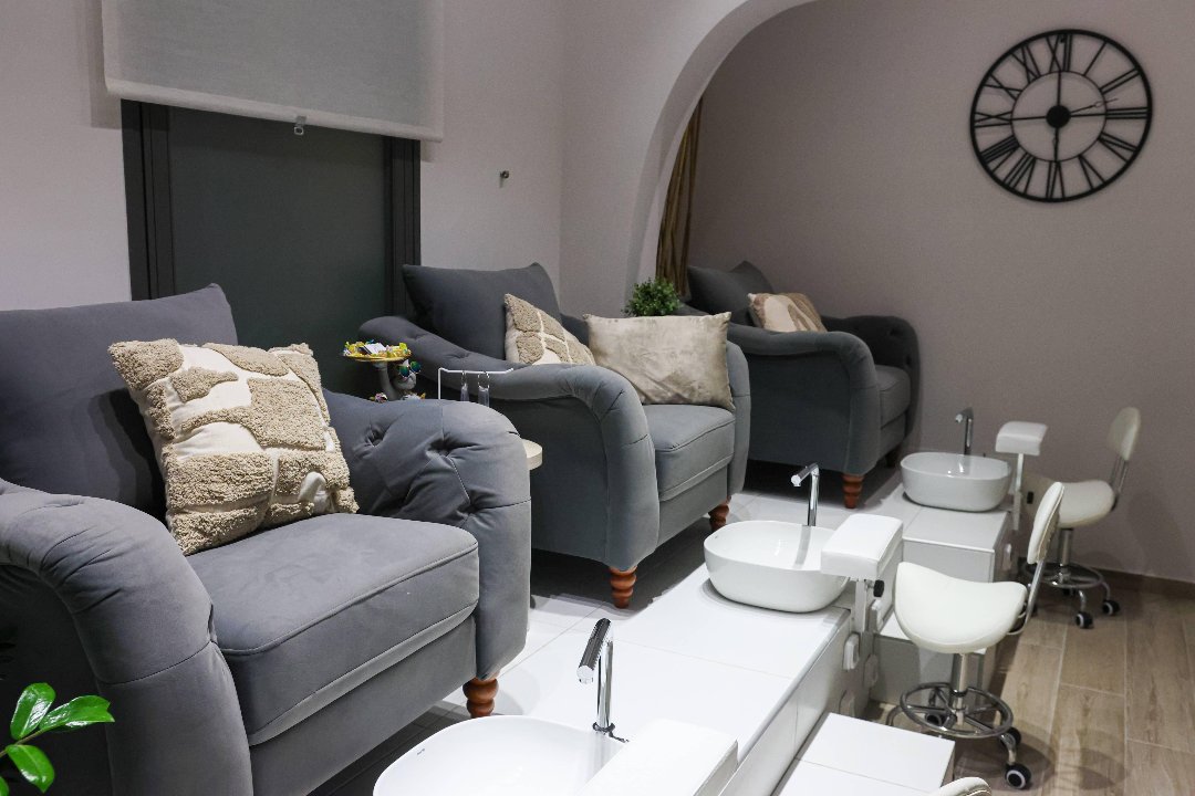 Novus Nails & Co., Nea Filadelfeia, Αττική