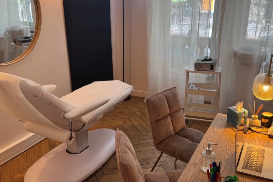 Jacqueline Bebiane - Estética, Avenue des Champs-Elysées, Paris