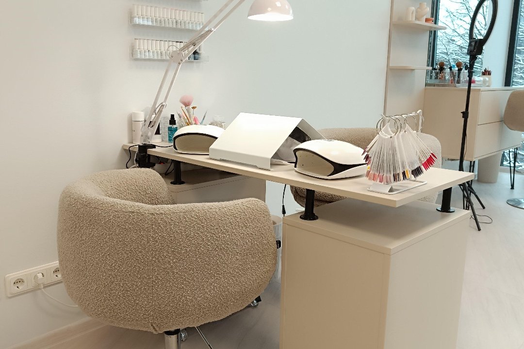 RD nails, Akropolis, Vilnius