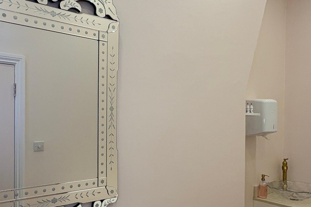 Flamingo Chiropractic, Bond Street, London