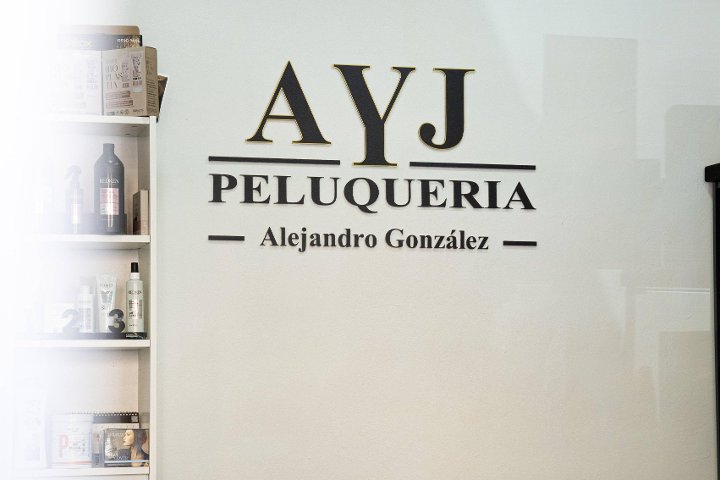 Ayj Peluqueria Sevilla - Coiffure Sevilla - Photo de galerie - OneBooking