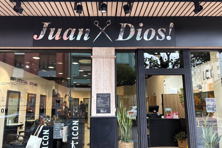 Juanxdios - Sourcils & cils Gijón - Photo de couverture - OneBooking