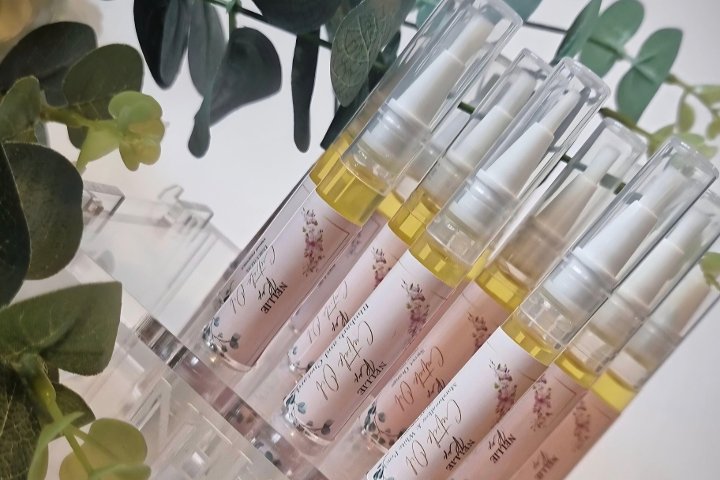 Bee You Nails - Onglerie Woolston - Photo de galerie - OneBooking