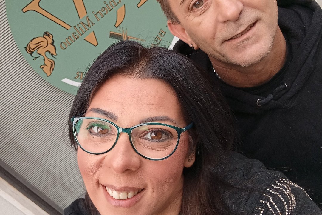RV Parrucchieri Milano Uomo e Donna, Melegnano, Lombardia