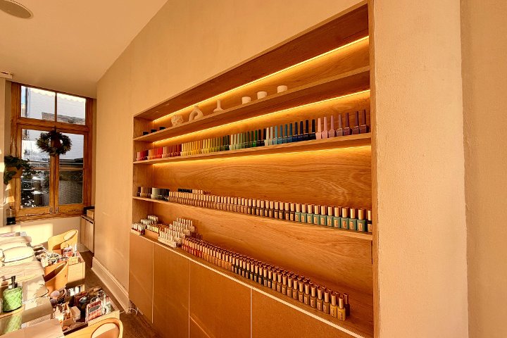 YIOU Nail & Beauty Boutique - Onglerie London - Photo de galerie - OneBooking