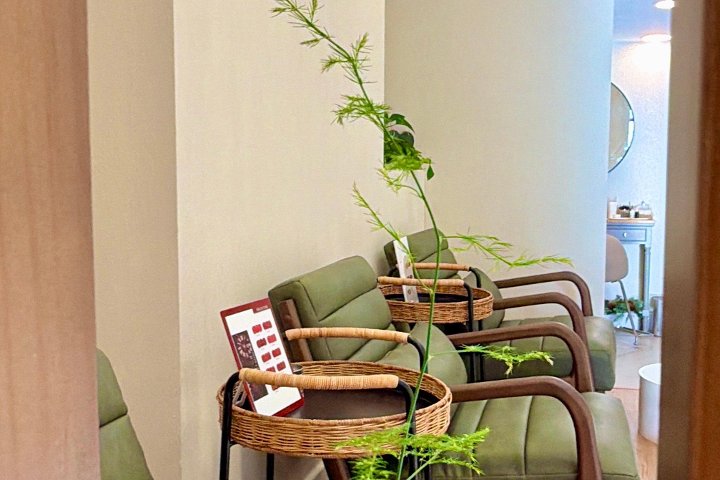 YIOU Nail & Beauty Boutique - Onglerie London - Photo de galerie - OneBooking