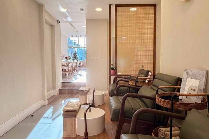 YIOU Nail & Beauty Boutique - Onglerie London - Photo de galerie - OneBooking