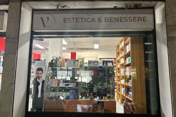 Vero Nails & Beauty - Onglerie Padova - Photo de galerie - OneBooking